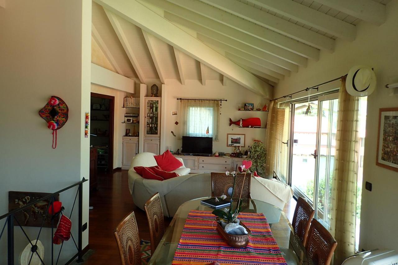 B&B Dolce Vista Al Lago Lugano Porto Ceresio Exterior foto